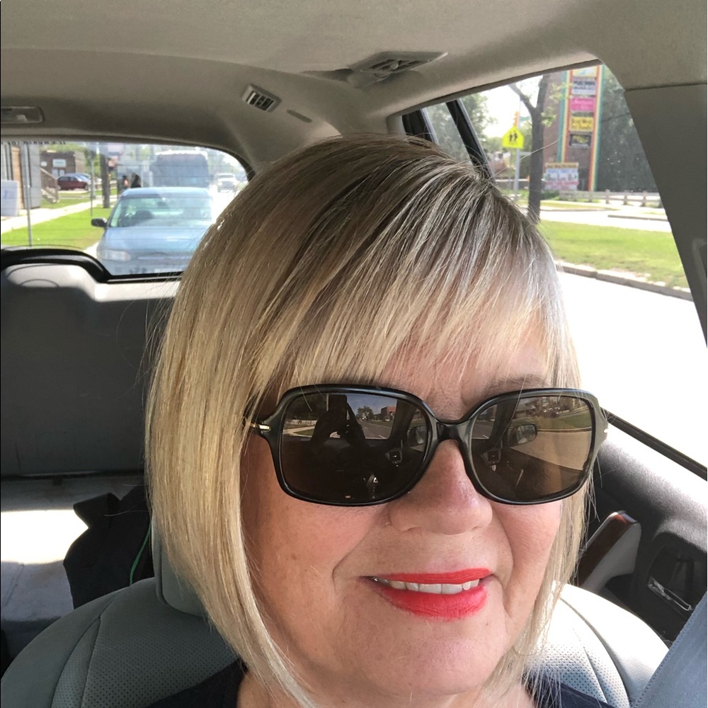 Meet your Posher, Karen